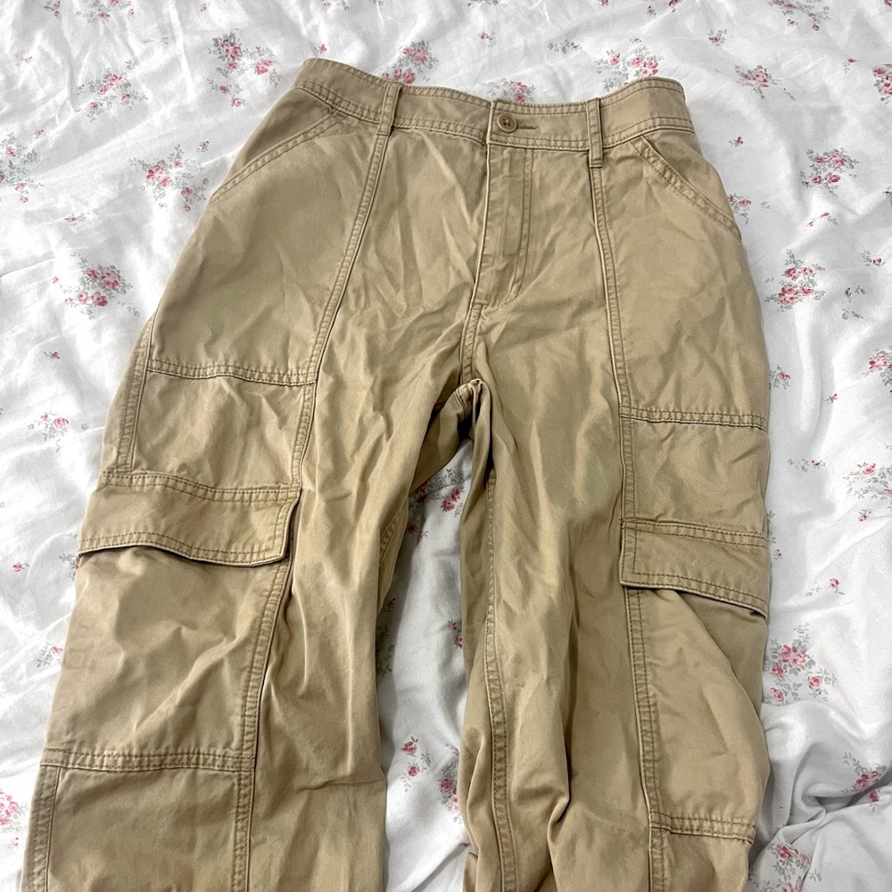 Abercrombie & Fitch cargo pants - Picture 4 of 5